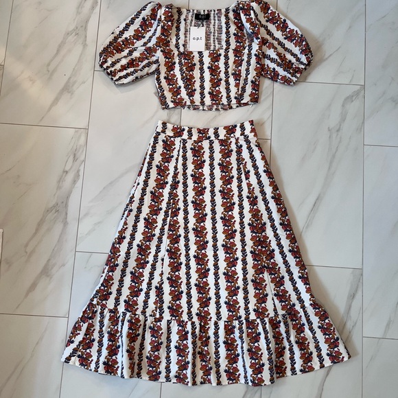 BNWT O.P.T. Skirt and Top Set XS Floral Print - Picture 6 of 6